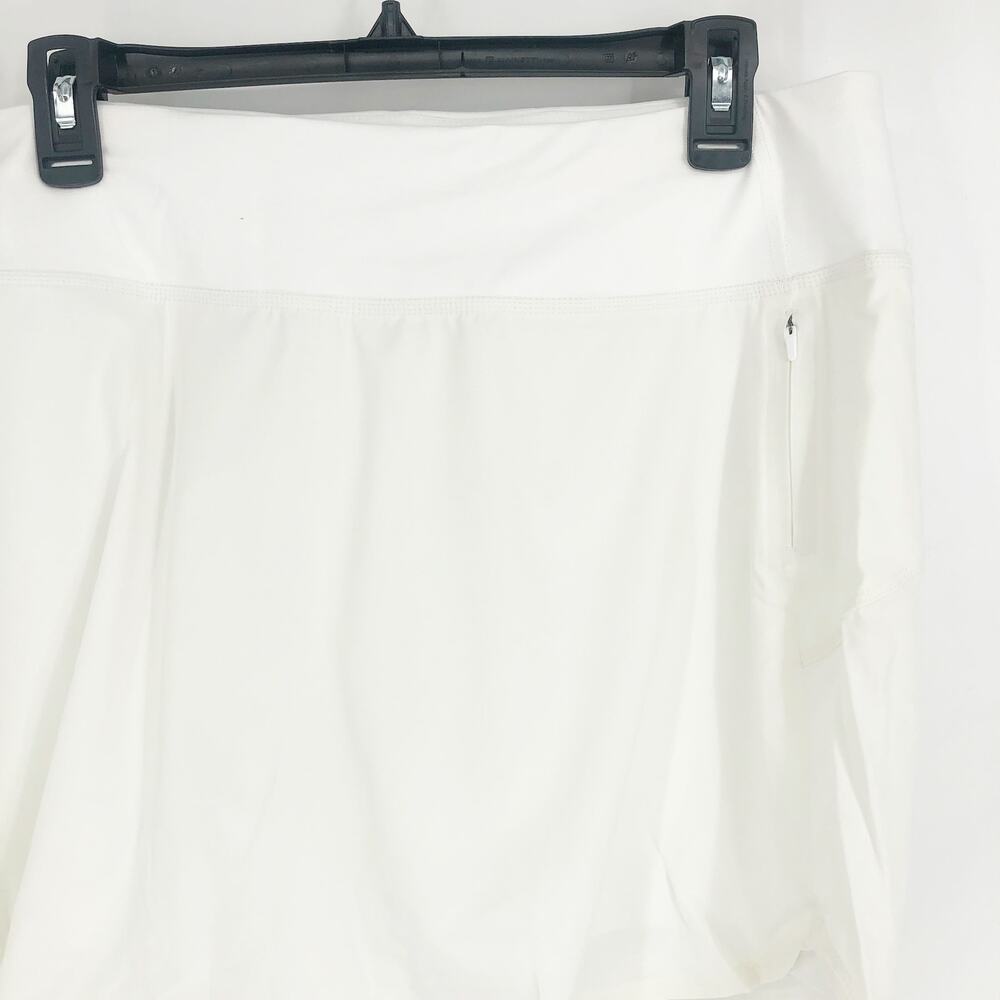 OUTDOOR VOICES Women's Hudson 4" Skort Size XXL White Lightweight NWT - Picture 4 of 10
